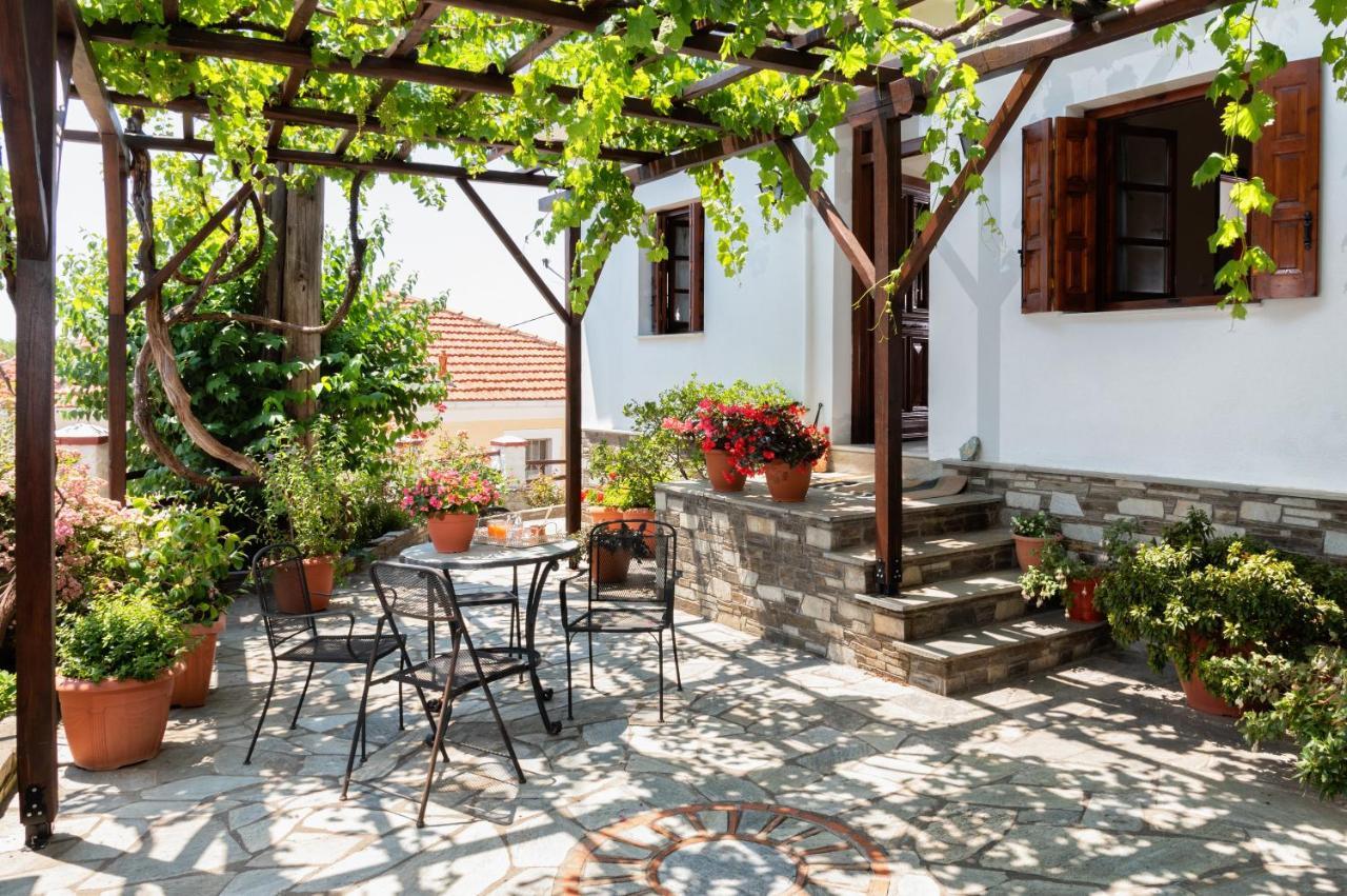 Elatos Country House Bed & Breakfast ปอร์เตเรีย ภายนอก รูปภาพ