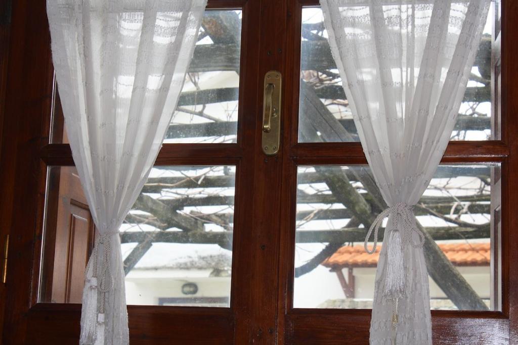 Elatos Country House Bed & Breakfast ปอร์เตเรีย ภายนอก รูปภาพ