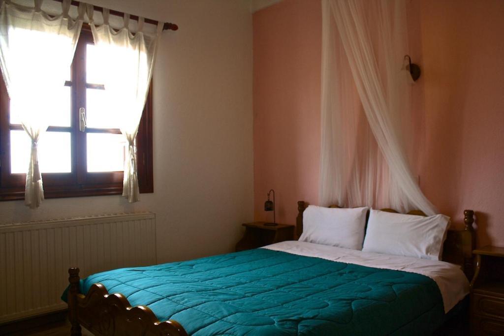 Elatos Country House Bed & Breakfast ปอร์เตเรีย ภายนอก รูปภาพ