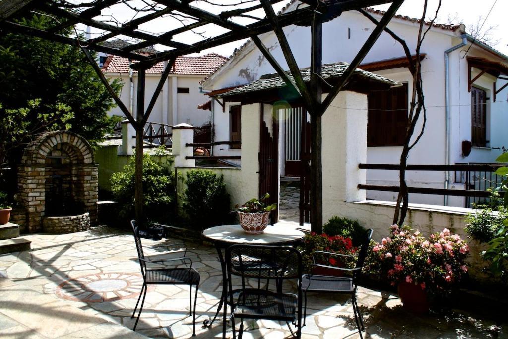Elatos Country House Bed & Breakfast ปอร์เตเรีย ภายนอก รูปภาพ